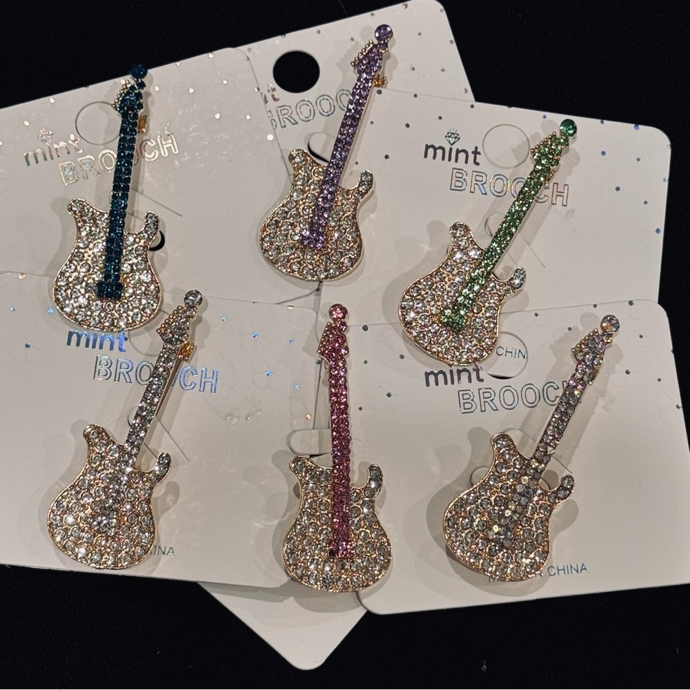 NWT Mint Crystal Electric Guitar Musical Brooch Pin - Pink - Picture 5 of 9